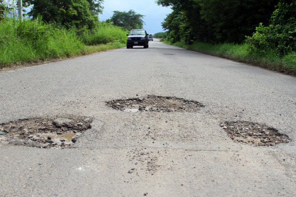 Hay más de 20 kilómetros de carretera destruida en Yojoa