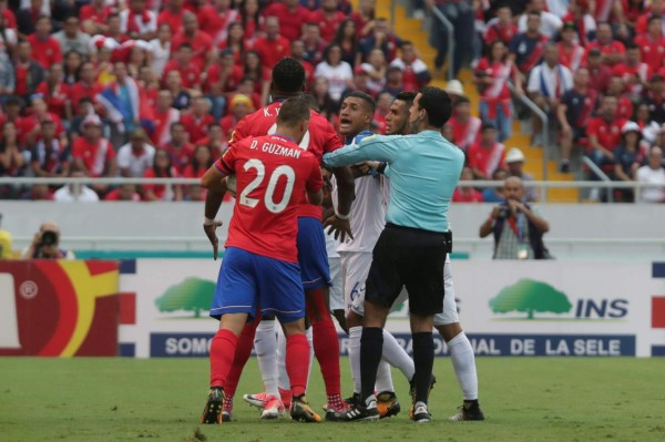 Costa Rica clasifica al Mundial y deja a la deriva a Honduras