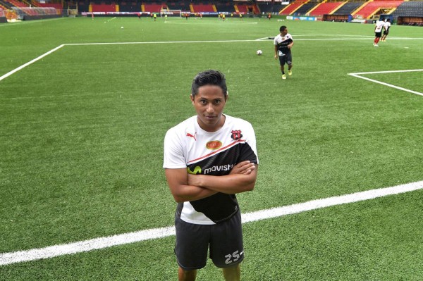 Jerry Palacios anota y clasifica al Alajuela