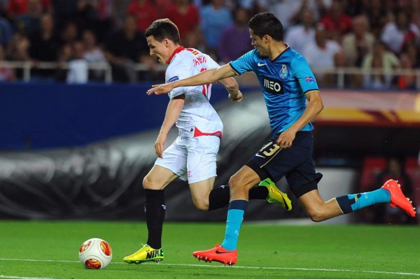 Sevilla se da un festín ante un desconocido Porto y pasa a semifinales