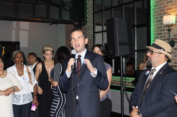 Indignado alcalde de Nueva Jersey estudia imponer peaje a los neoyorquinos