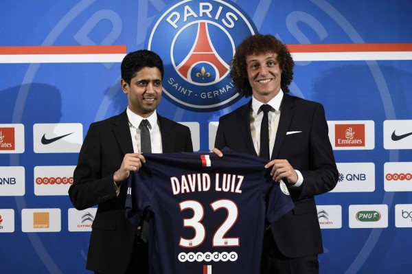 PSG presenta a David Luiz como 'uno de los mejores defensas del mundo'