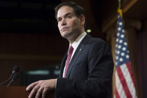 Marco Rubio: 'He hecho más por los inmigrantes de lo que nunca hizo Hillary'
