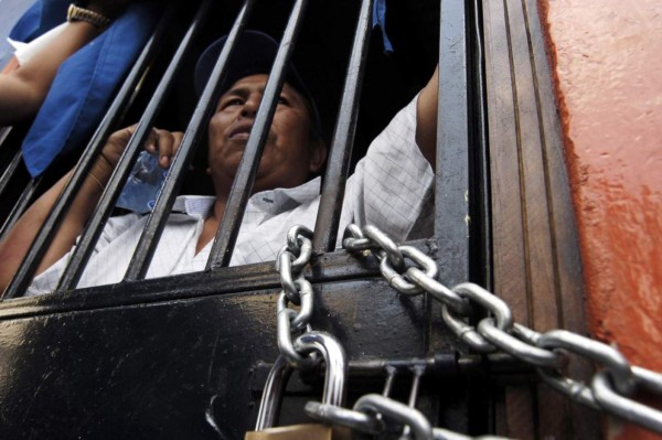 Gobierno aislará a presos de alta peligrosidad que controlan cárceles