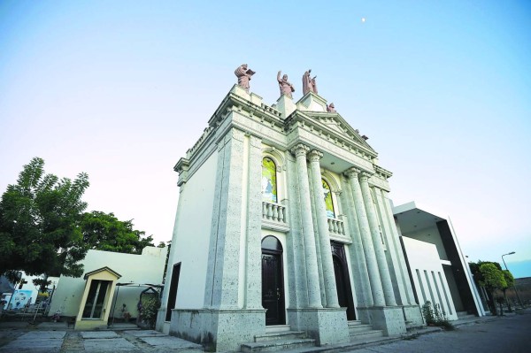 Narcotumbas: la última morada de los señores de la droga