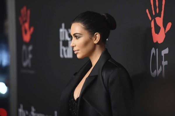 Kim Kardashian defiende sus fotos