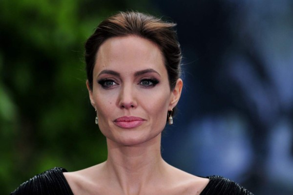 Angelina Jolie condena la brutalidad contra las niñas en Nigeria