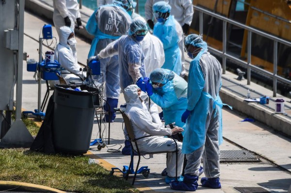Muere un médico de Florida por coronavirus y seis sanitarios dan positivo