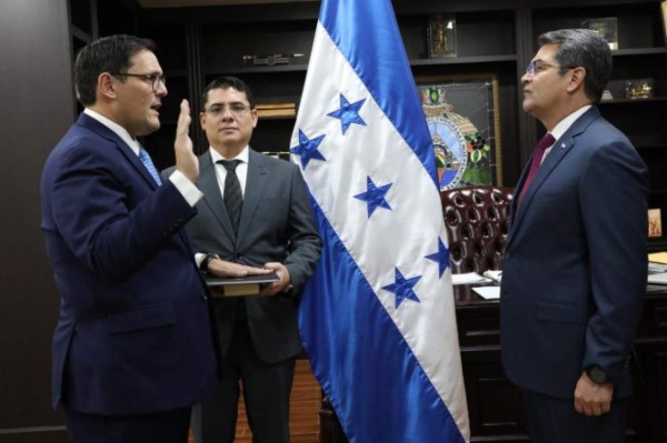 Lisandro Rosales es el nuevo canciller de Honduras