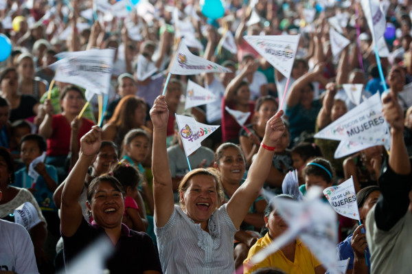 Observadores se despliegan para comicios en El Salvador