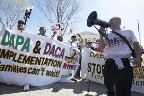 Revés para Obama: Corte rechaza plan migratorio