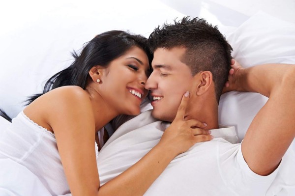 Acaricie a su pareja otra vez