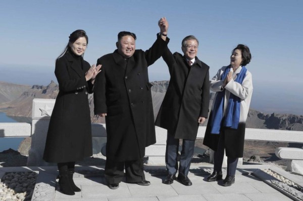 Kim invita a Moon a la montaña sagrada de Corea del Norte