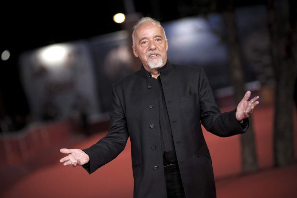 Paulo Coelho presenta en Honduras su novela 'Adulterio”