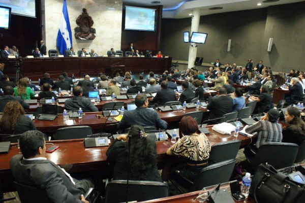 Se alarga ratificación de la Maccih en el Congreso