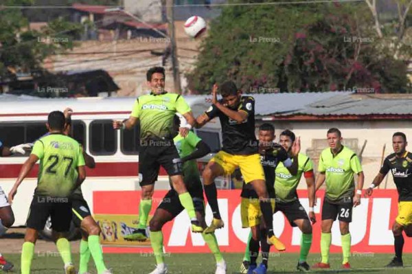 Real de Minas rescata un punto sobre el final ante Real España