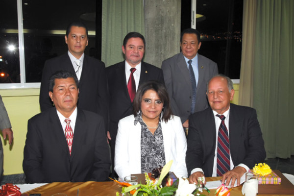 Corte Suprema galardona a Xiomara Orellana