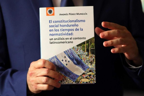 Presentan un libro sobre el constitucionalismo social hondureño