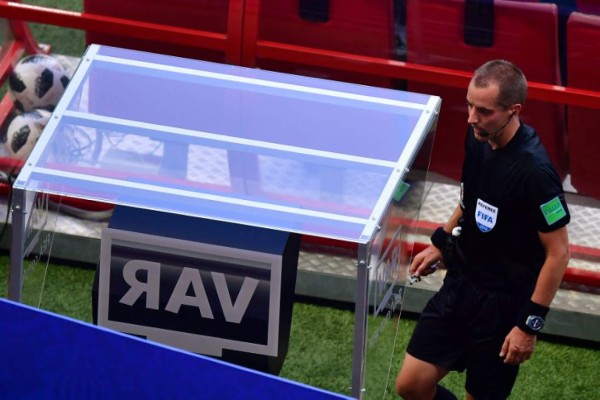 El VAR se usó 335 veces durante la primera fase del Mundial de Rusia
