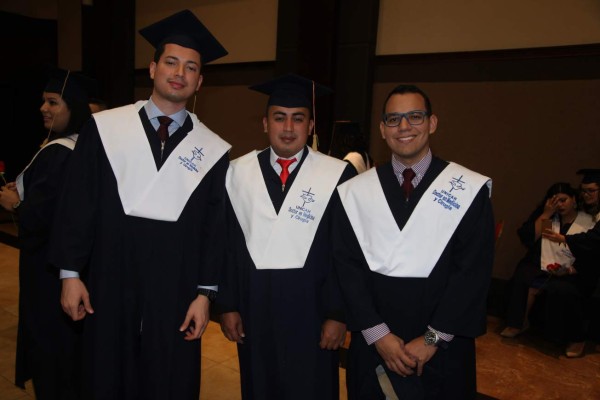 Graduación de la Universidad Católica de Honduras