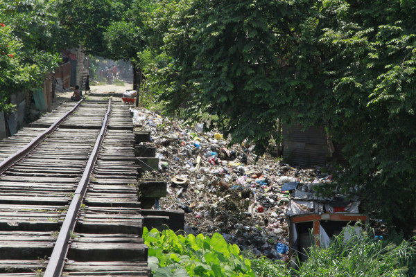 Sampedranos viven 'atrapados” por la basura