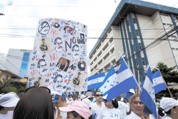 'No a la injerencia; queremos elecciones”