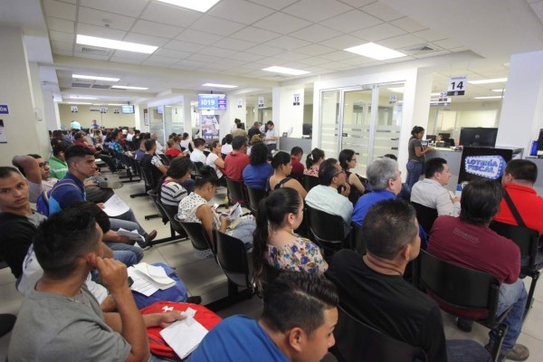 Oficinas del SAR atenderán hasta la medianoche del 30 de abril para pago de ISR