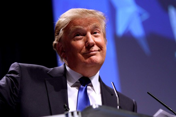 Donald Trump se mantiene como el favorito en los sondeos republicanos