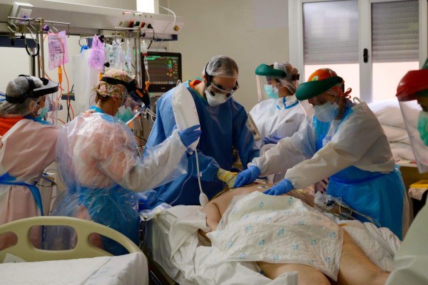 Coronavirus ha provocado al menos 217,439 muertos en todo el mundo