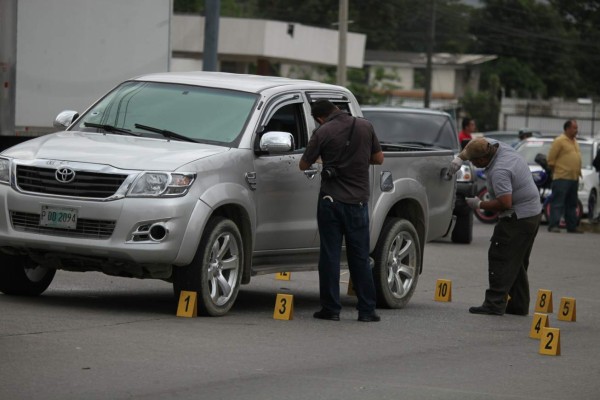 Catean casa de hombre victimado en bulevar del este de San Pedro Sula