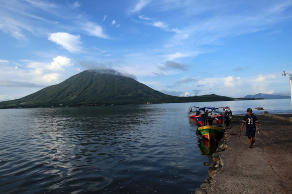 Honduras repatria a periodistas retenidos en la isla Conejo