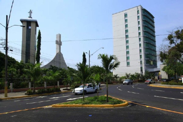 Prohíben a sampedranos estacionarse en bulevares y en la Circunvalación
