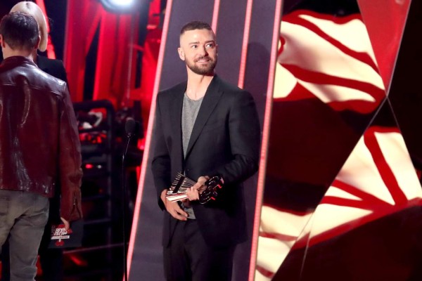 Justin Timberlake brilla en los iHeart Radio Music Awards