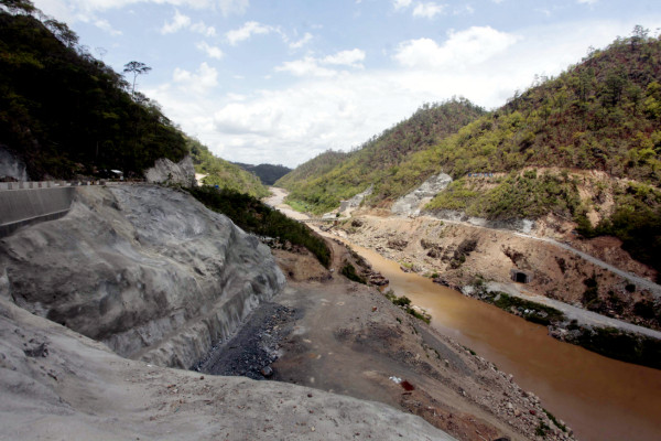 En febrero de 2014 reanudan obras de represa Patuca III