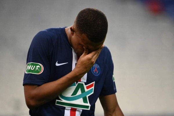 ¿No estará frente al Atalanta? El PSG confirma el esguince de Mbappé