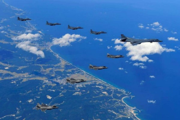 China advierte a EEUU por 'provocarle' con bombarderos