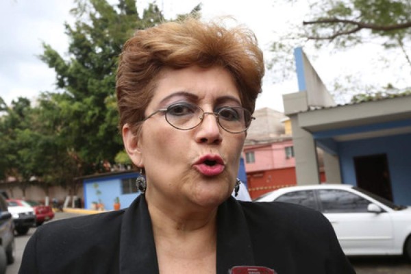 Amenazan y hackean twitter de María Luisa Borjas