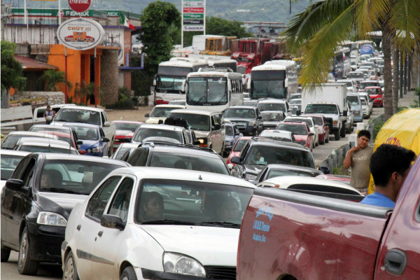 Aumentan a 170 los muertos tras tormentas en México