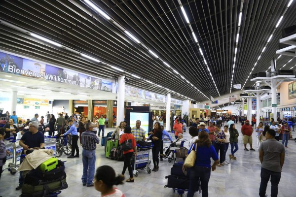 Campesinos proponen proyecto para el aeropuerto Ramón Villeda Morales