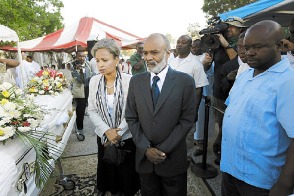 Un funeral por todos los muertos de Haití