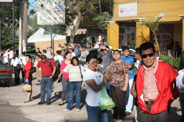 Transportistas suspenden paro en Honduras y van al diálogo