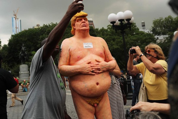 'Desnudan' a Donald Trump en New York &nbsp;&nbsp;