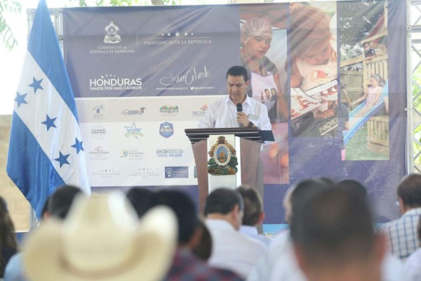 Instalan Consejo de Ministros en Gracias Lempira