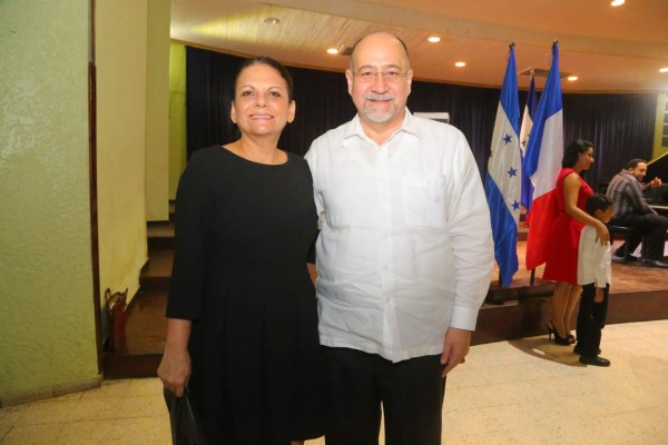 Maxime Zecchini deleita a San Pedro Sula