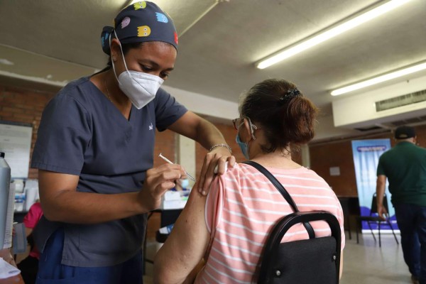 Covid en pico máximo: 55 muertos diarios en Honduras