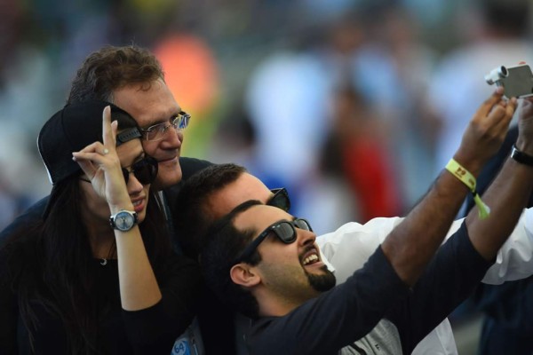 Rihanna, Beckham entre los famosos en la final del Mundial