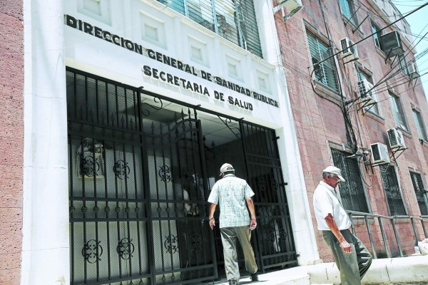 Aplazados directores de hospitales y jefes de Salud de Honduras