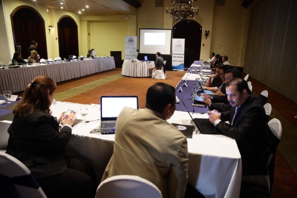 Debaten sobre la sustitución de la prisión por otras medidas en el nuevo Código Penal