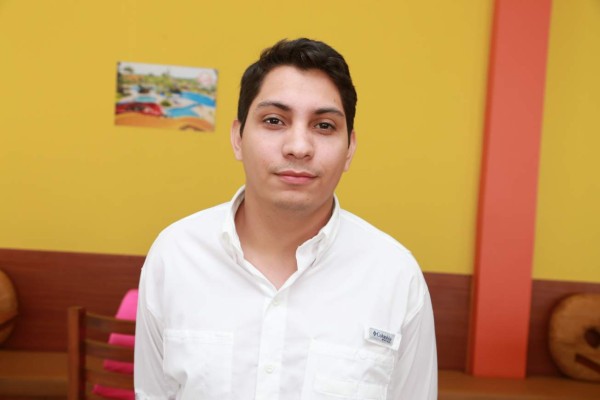 Tío Dolmo continúa su historia de éxito y se expande en San Pedro Sula