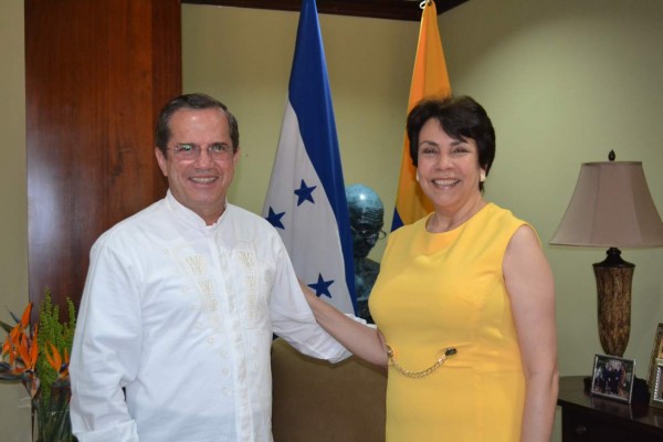 Delegaciones de Honduras y Ecuador revisan agenda bilateral
